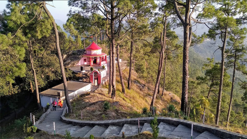 homestay-in-kasar-devi-in-Almora